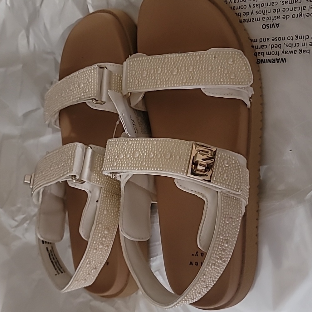 A New Day Ivory Pearl Embellished Sandals - Picture 4 of 8
